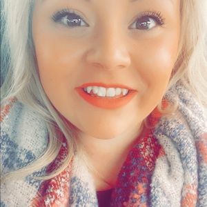 Meet your Posher, Skylar